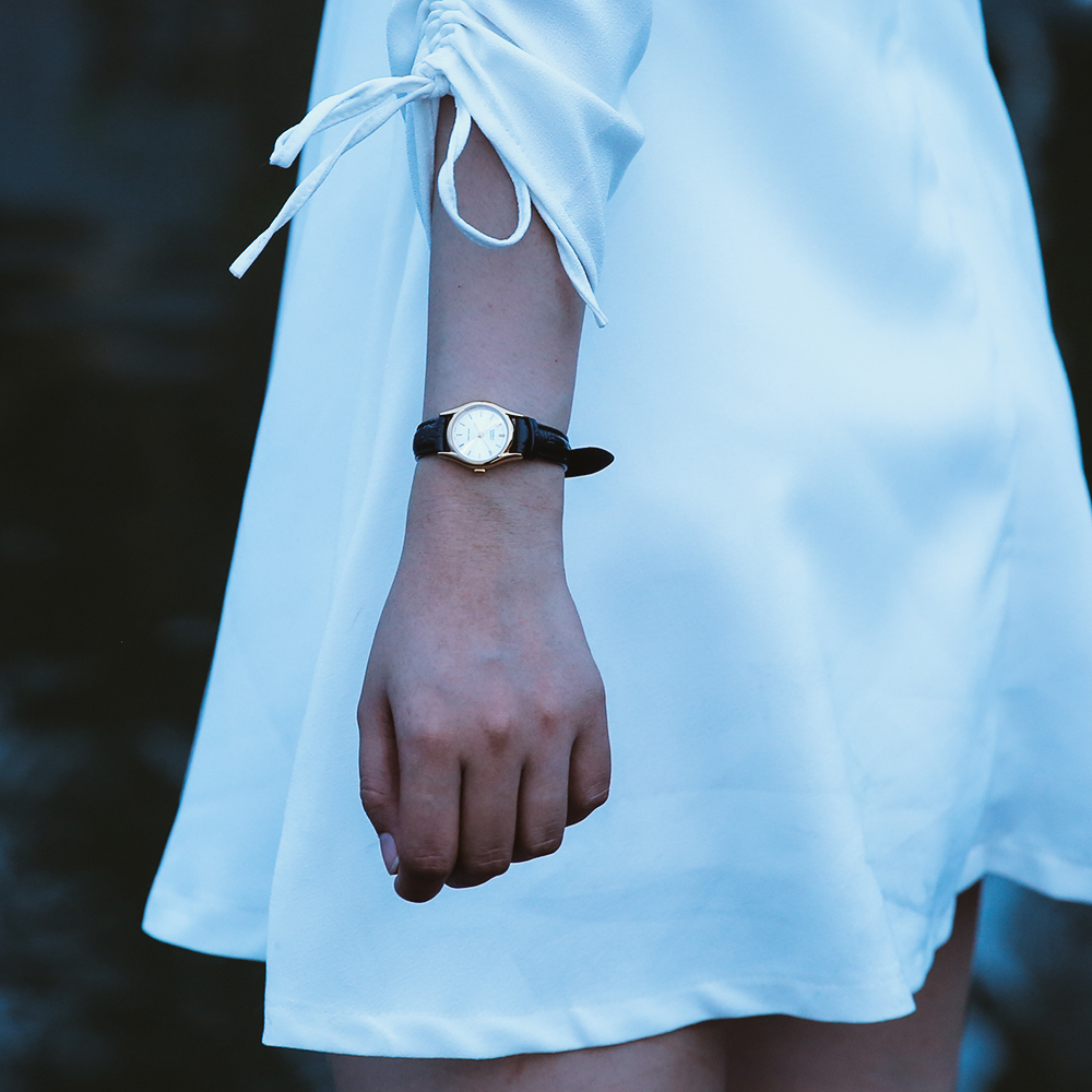 Đồng hồ CASIO 23 mm Nữ LTP-1094Q-7ARDF