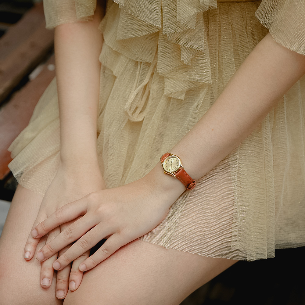 Đồng hồ CASIO 23 mm Nữ LTP-1094Q-9BRDF