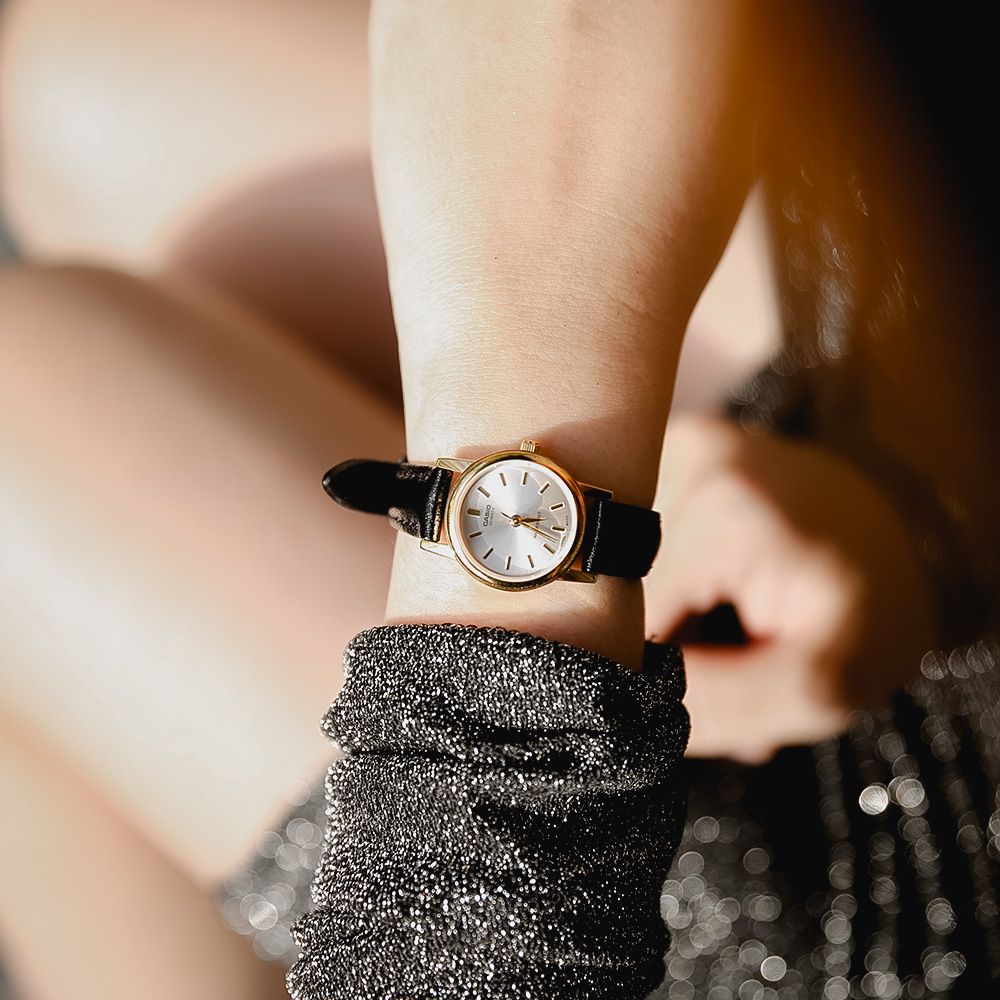 Đồng hồ CASIO 23 mm Nữ LTP-1095Q-7A