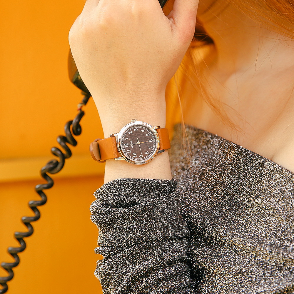 Đồng hồ Nữ Casio LTP-E145L-5B1DF