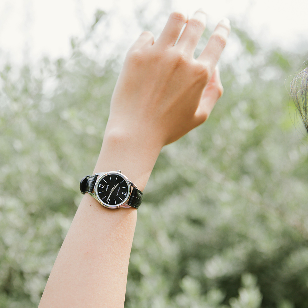 Đồng hồ CASIO Timeless 28 mm Nữ LTP-V005L-1BUDF