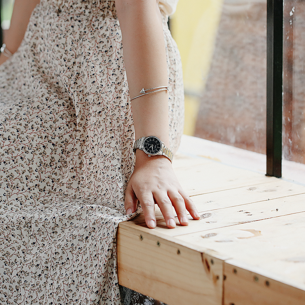 Đồng hồ CASIO 30 mm Nữ LTP-1303D-1AVDF