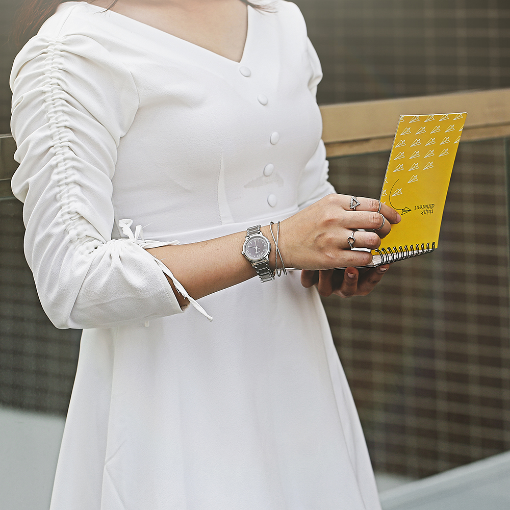 Đồng hồ CASIO 30 mm Nữ LTP-E145D-5B1DF