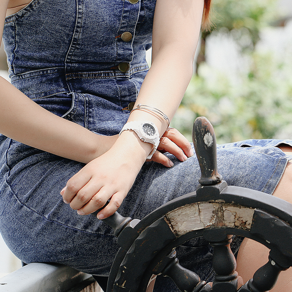 Đồng hồ CASIO 32 mm Nữ LRW-200H-1EVDF