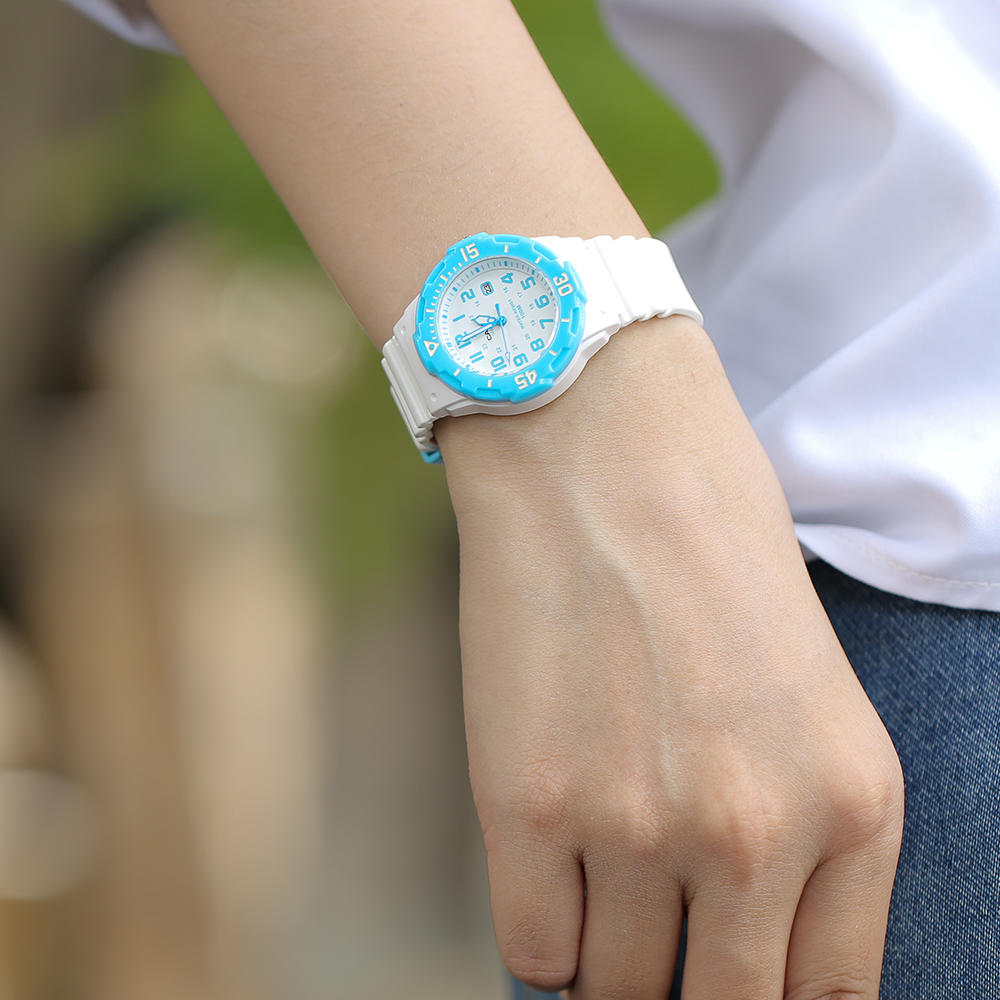 Đồng hồ CASIO 33 mm Nữ LRW-200H-2BVDF