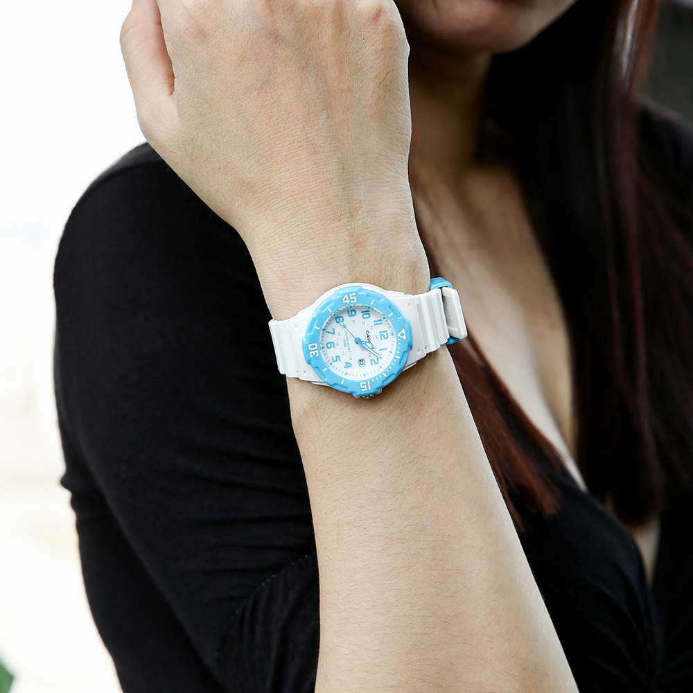 Đồng hồ CASIO 33 mm Nữ LRW-200H-2BVDF