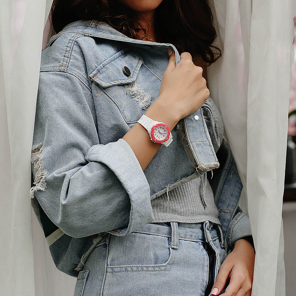 Đồng hồ CASIO 32.6 mm Nữ LRW-200H-4BVDF