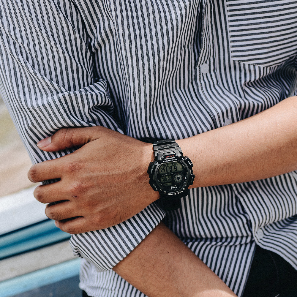 Đồng hồ CASIO 45.4 mm Nam AE-1400WH-1AVDF