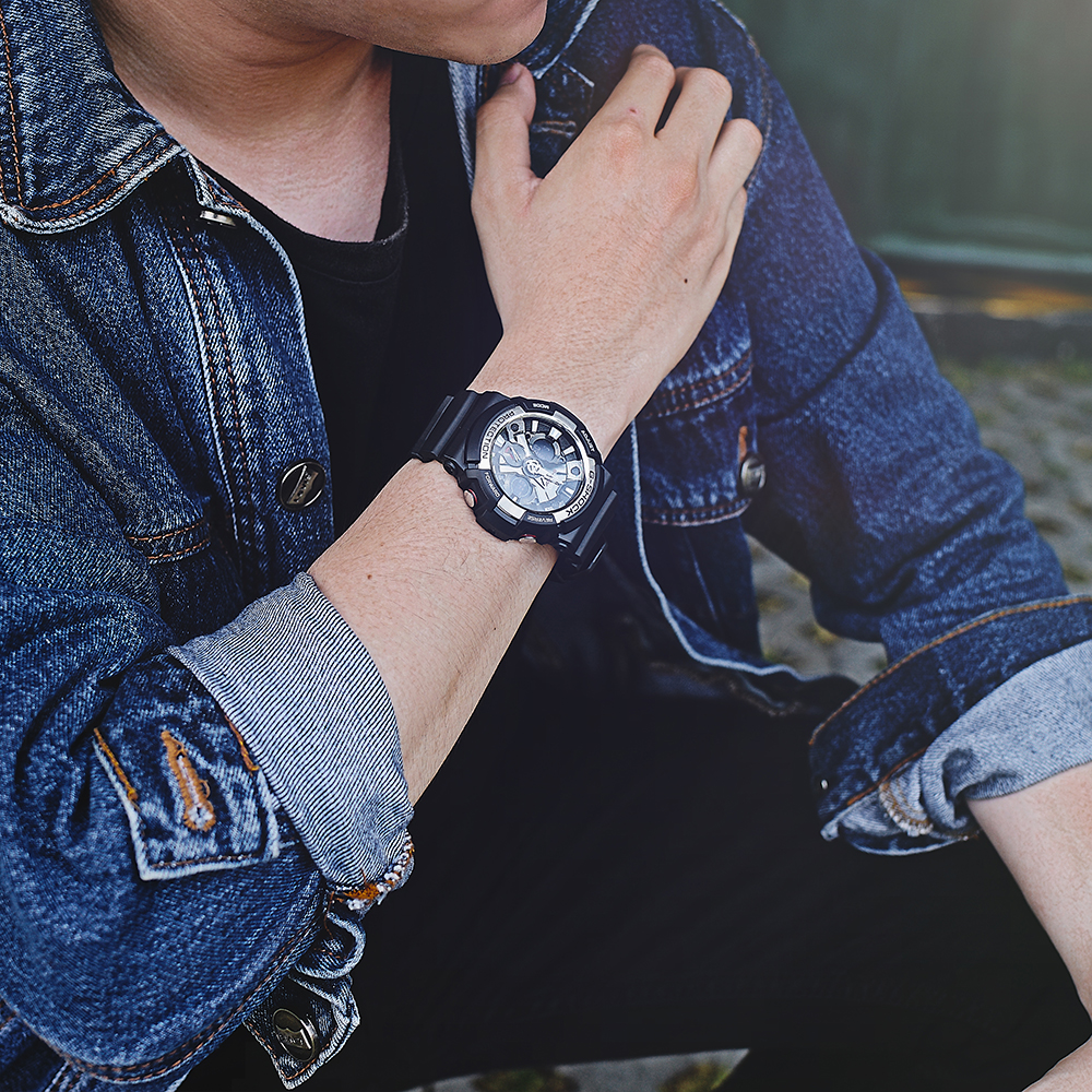 Đồng hồ G-SHOCK 52 mm Nam GA-200-1ADR