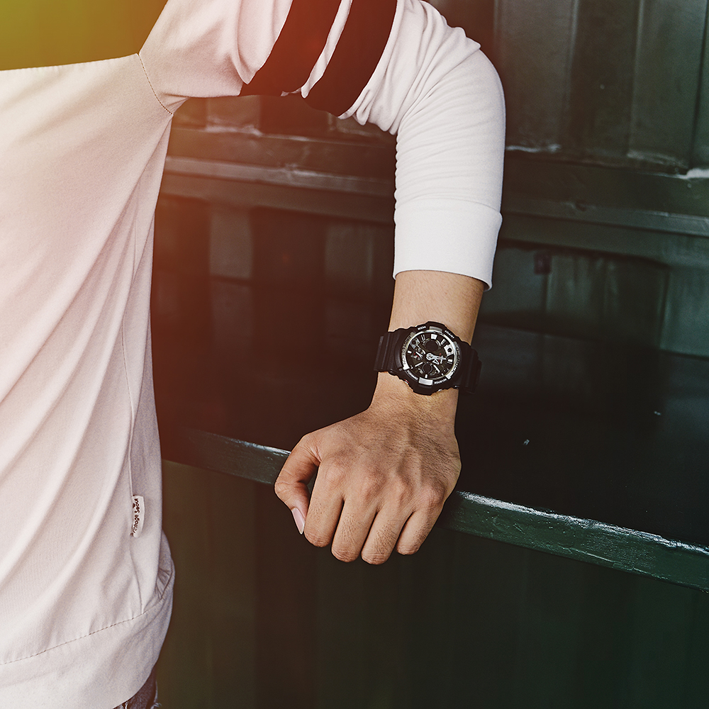 Đồng hồ G-SHOCK 52 mm Nam GA-200-1ADR