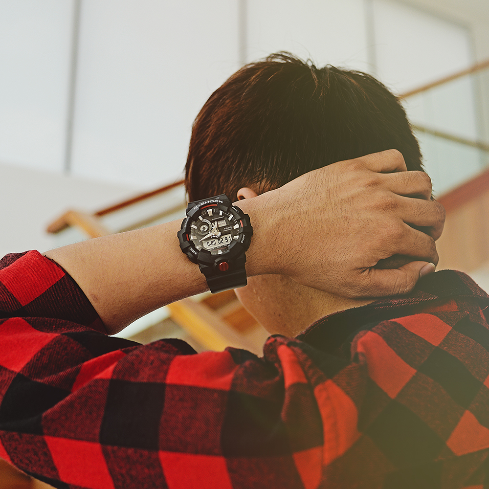 Đồng hồ G-SHOCK 52.5 mm Nam GA-700-1ADR