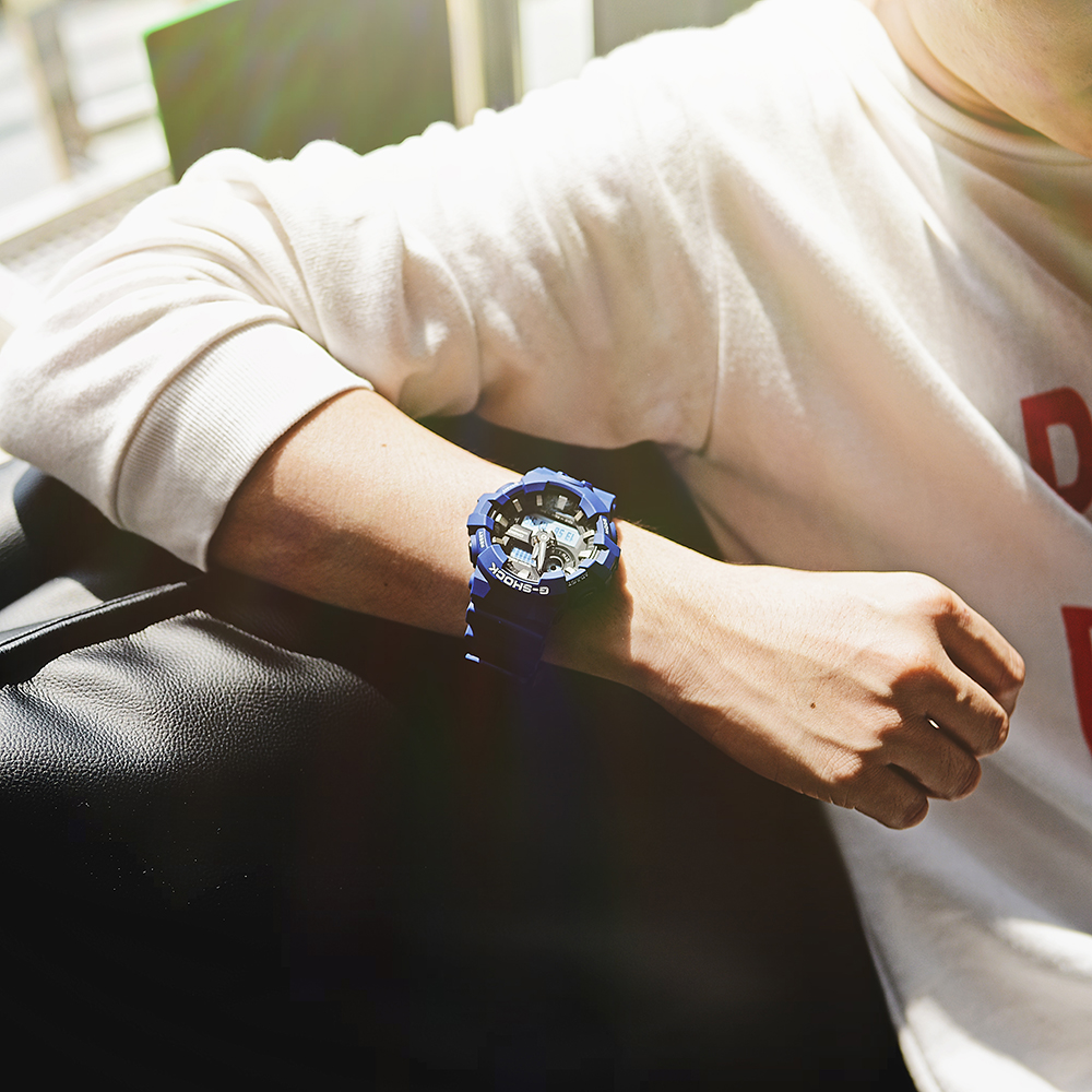 Đồng hồ G-SHOCK 52.5 mm Nam GA-700-2ADR