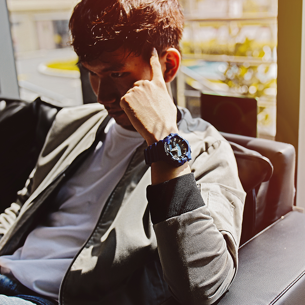 Đồng hồ G-SHOCK 52.5 mm Nam GA-700-2ADR