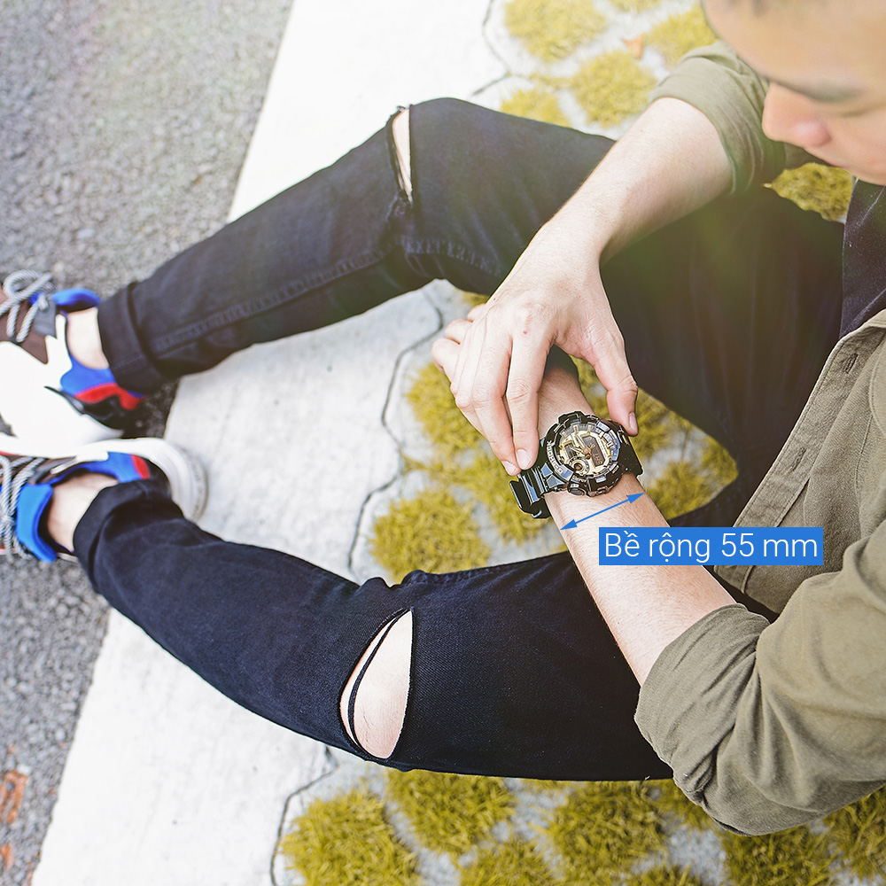 Đồng hồ G-SHOCK 52.5 mm Nam GA-710GB-1ADR