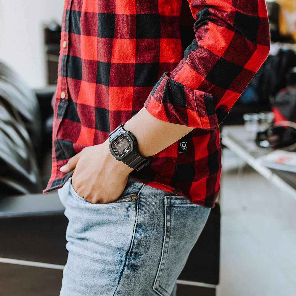 Đồng hồ G-SHOCK 5600 43.5 mm Nam DW-5600MS-1DR