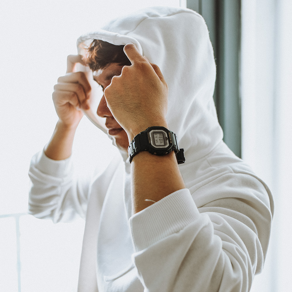 Đồng hồ G-SHOCK 5600 43.4 mm Nam GW-B5600BC-1DR