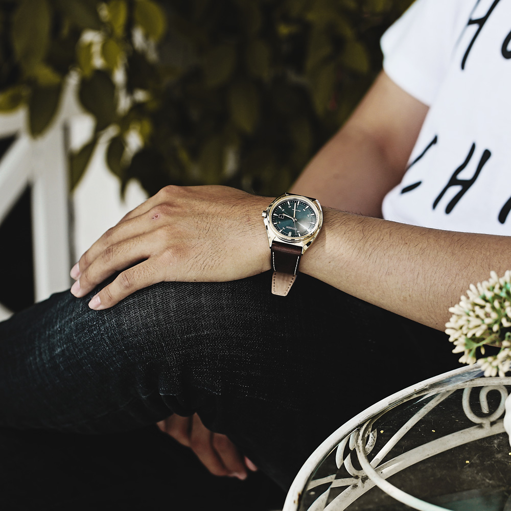 Đồng hồ CITIZEN 40.8 mm Nam AW1573-11L