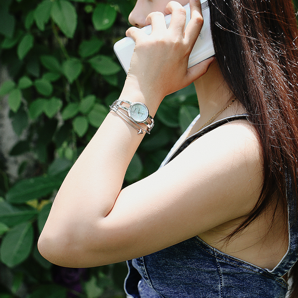 Đồng hồ CITIZEN L 27.4 mm Nữ EM0430-85N