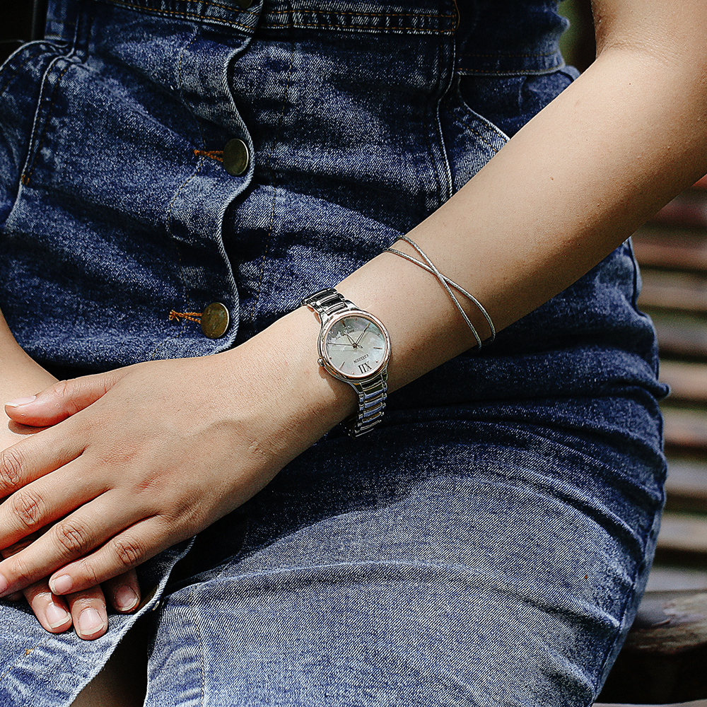 Đồng hồ Nữ Citizen EM0556-87D - Eco-Drive