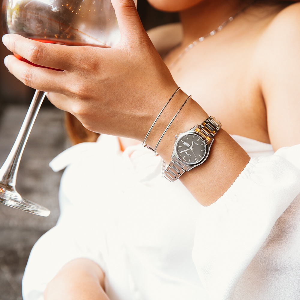 Đồng hồ CITIZEN 26.5 mm Nữ EQ0591-81E