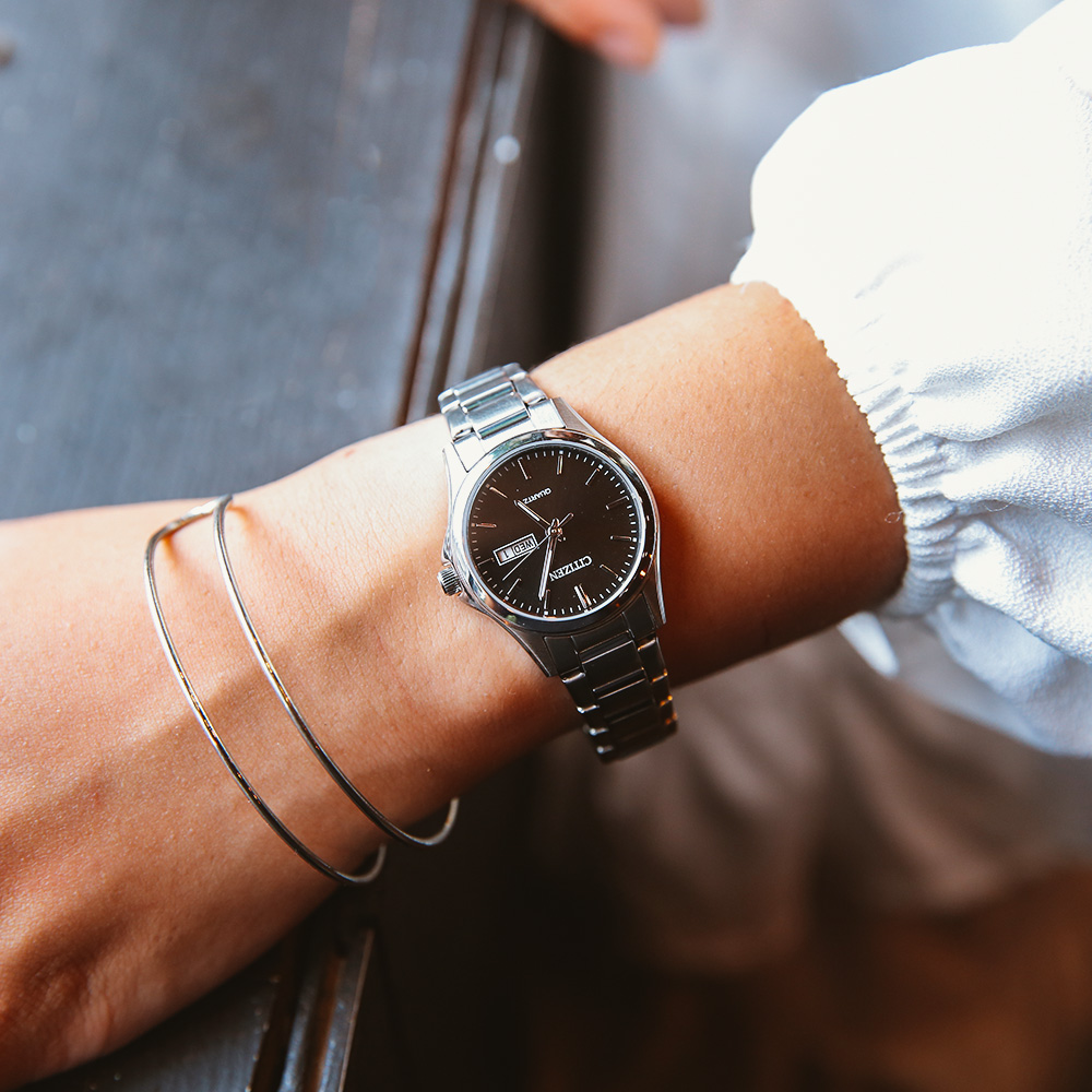 Đồng hồ CITIZEN 26.5 mm Nữ EQ0591-81E