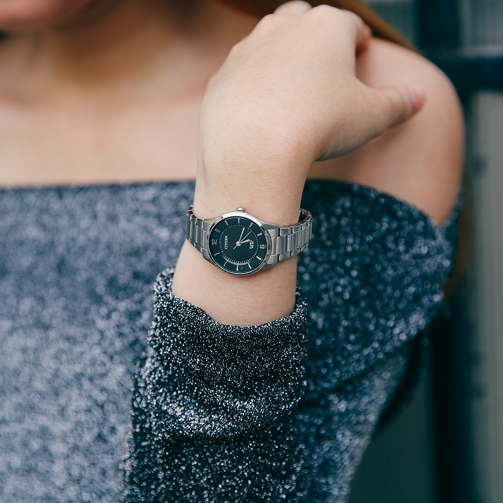 Đồng hồ CITIZEN 26.5 mm Nữ ER0201-81E