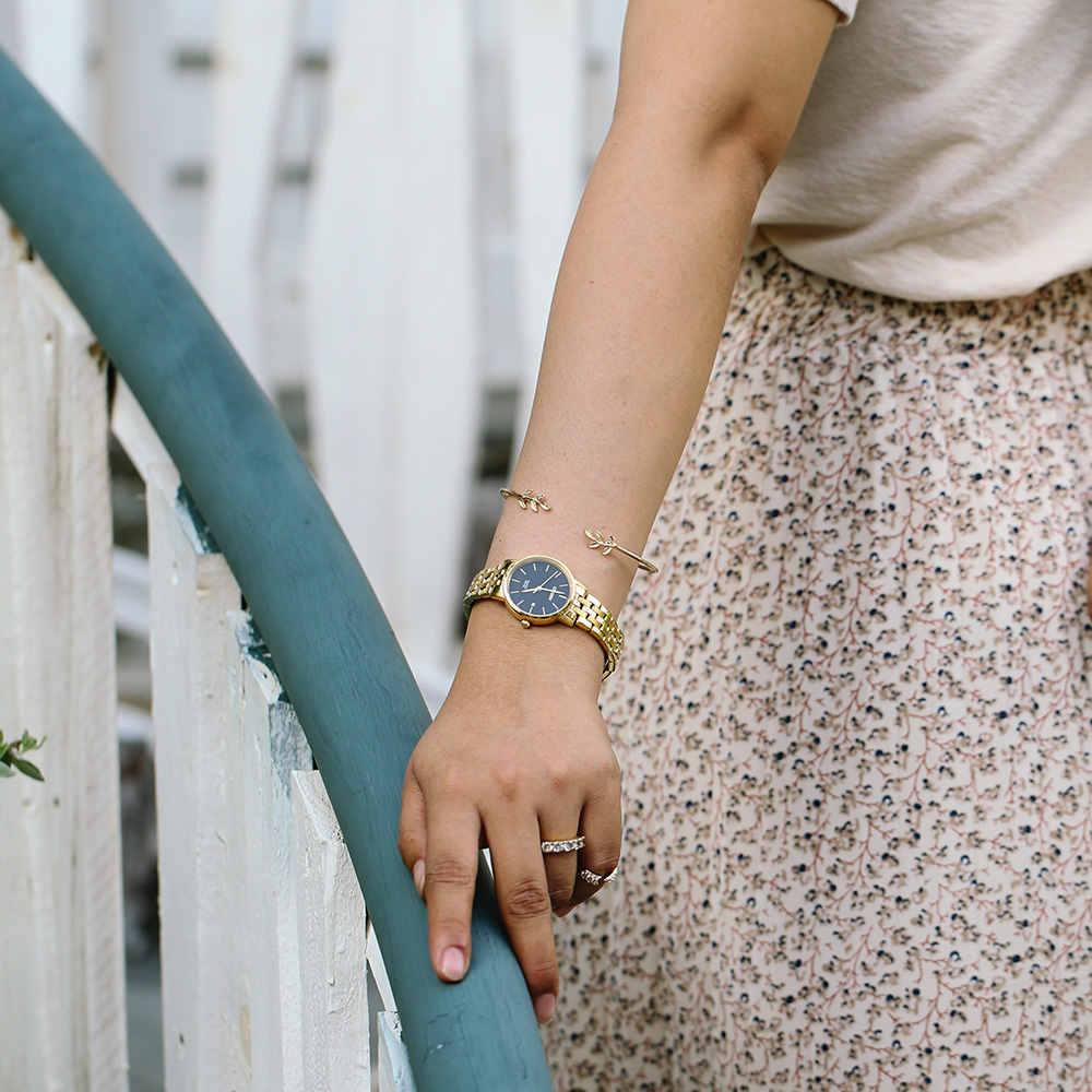 Đồng hồ CITIZEN 28.1 mm Nữ EU6092-59E