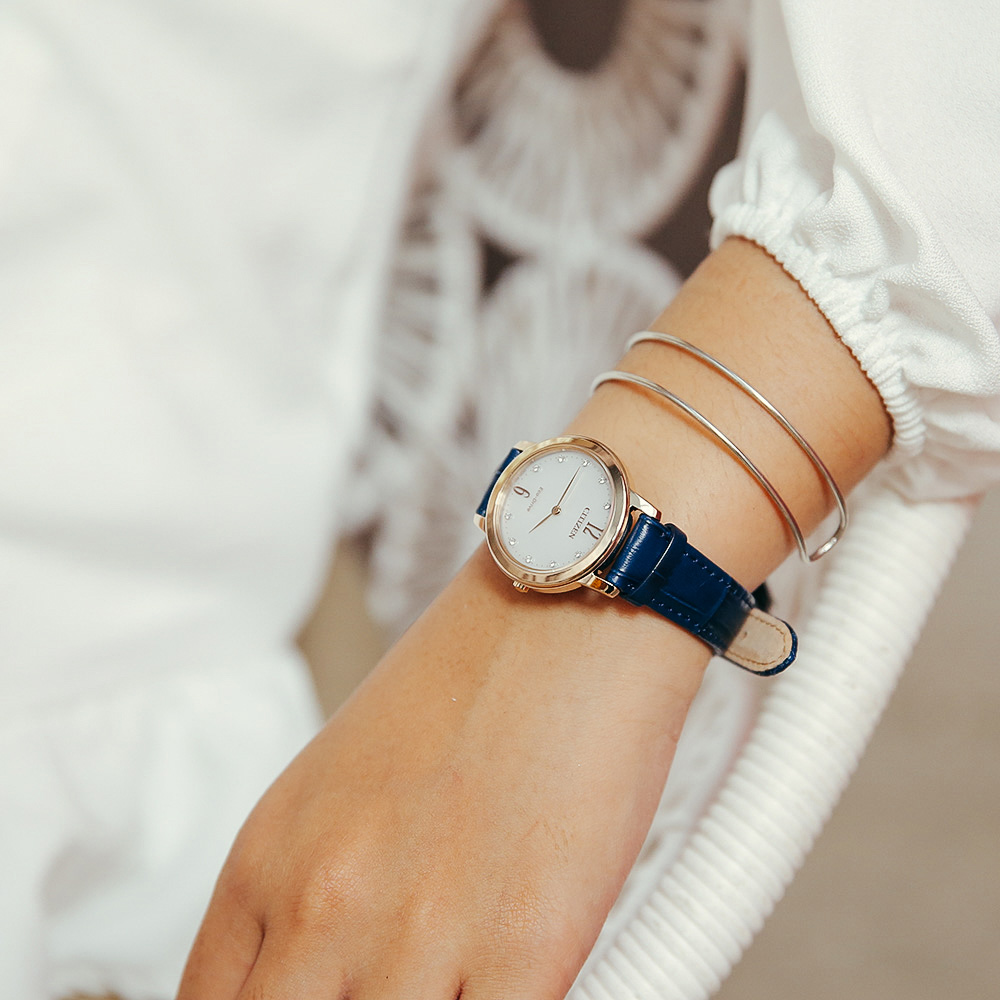 Đồng hồ CITIZEN 29.6 mm Nữ EX1493-13A