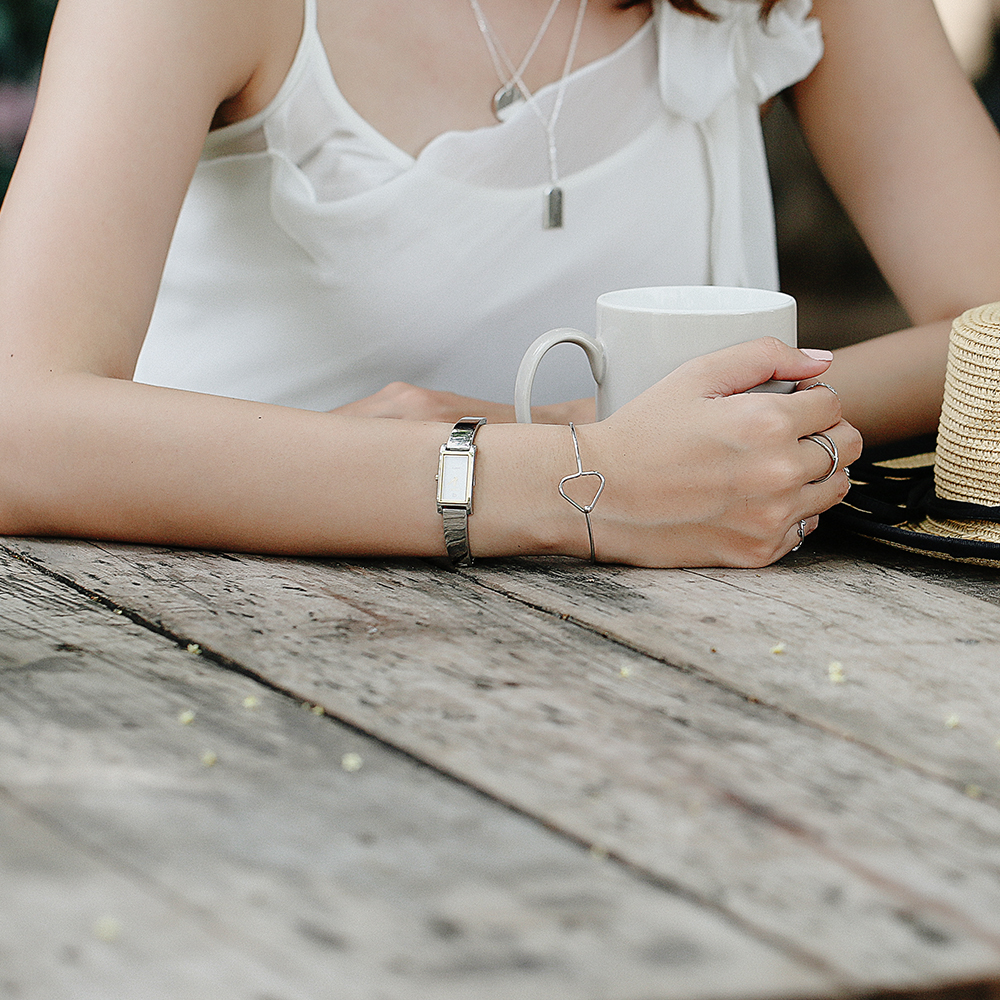 Đồng hồ CITIZEN 14.1 mm Nữ EZ6364-59A