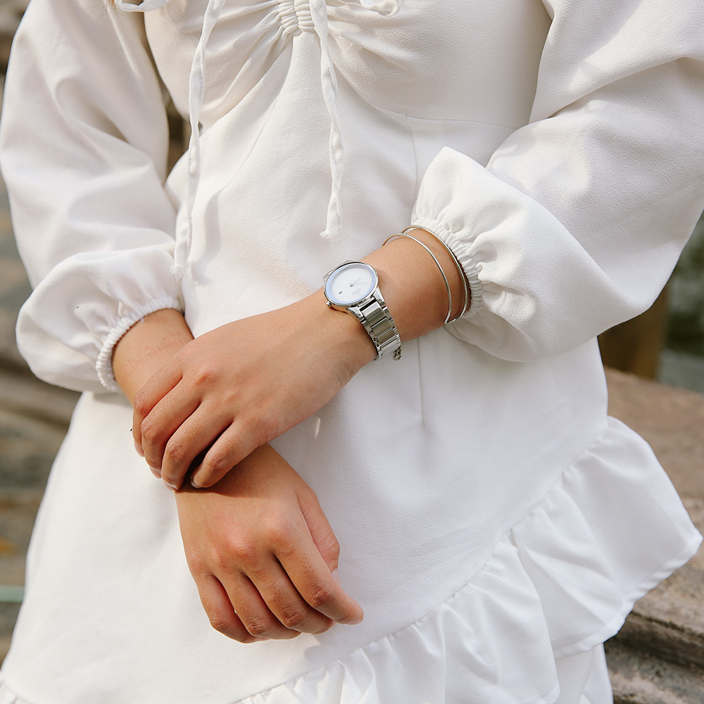 Đồng hồ CITIZEN 29.6 mm Nữ GA1050-51A