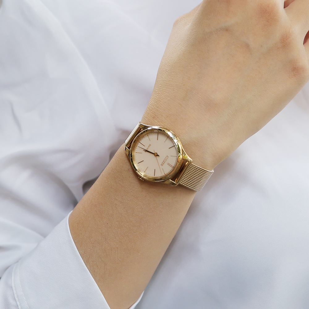 Đồng hồ CITIZEN 32 mm Nữ EM0503-83X