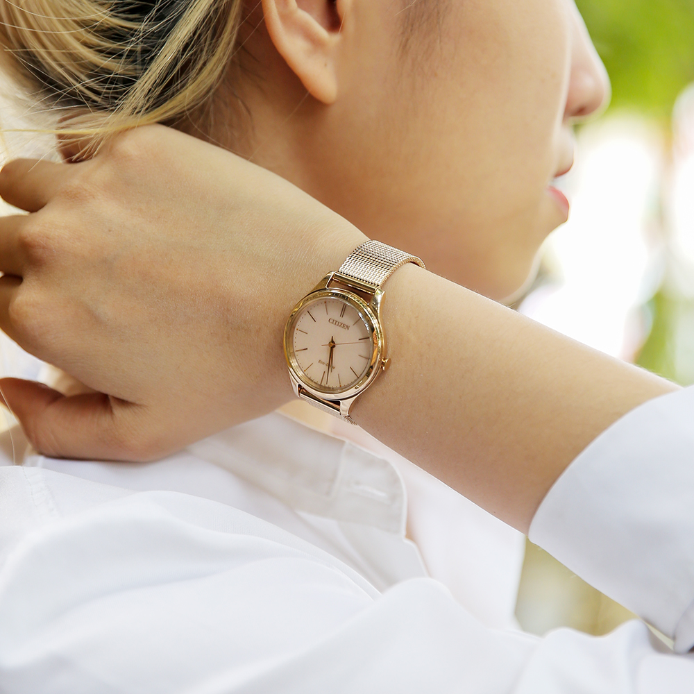 Đồng hồ CITIZEN 32 mm Nữ EM0503-83X