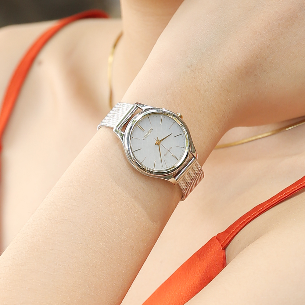 Đồng hồ CITIZEN 32 mm Nữ EM0504-81A