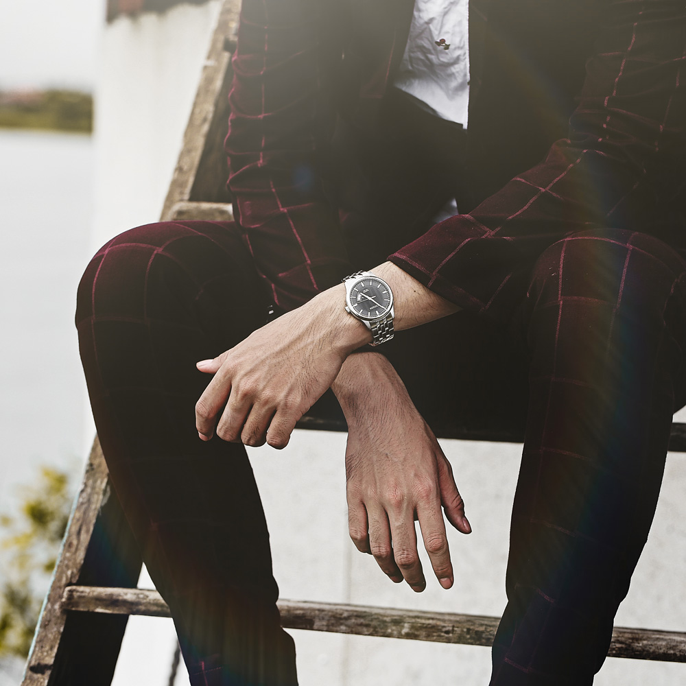 Đồng hồ CITIZEN 39.9 mm Nam BI1050-81E