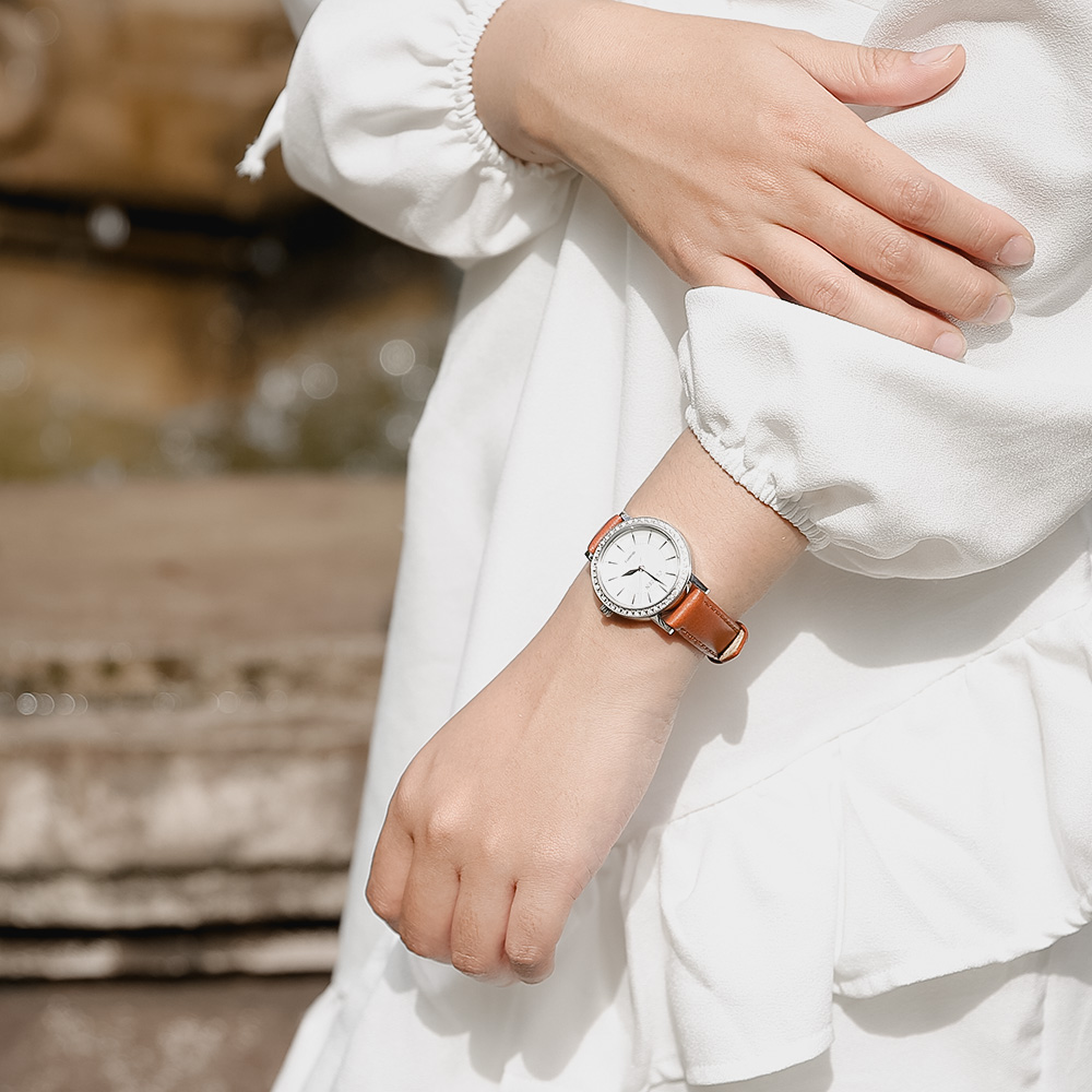 Đồng hồ CITIZEN 31.2 mm Nữ EL3040-12D