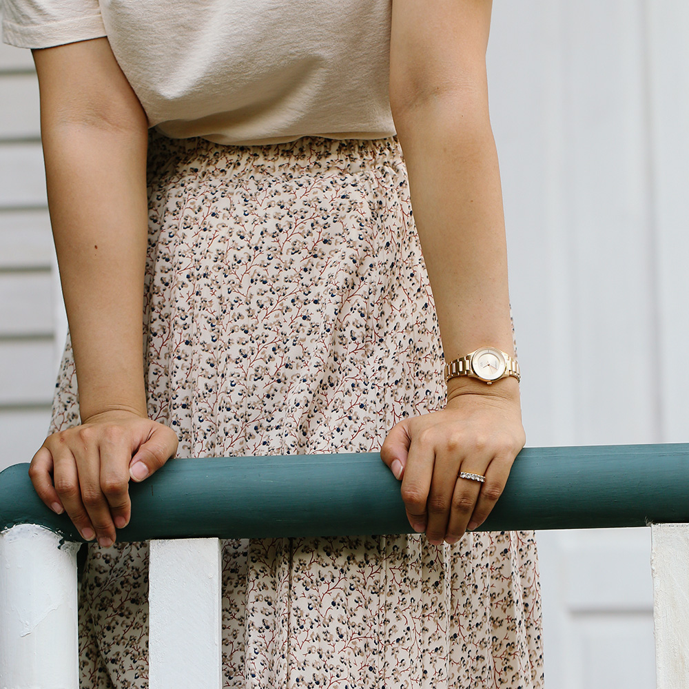 Đồng hồ CITIZEN 26.5 mm Nữ ER0205-80X