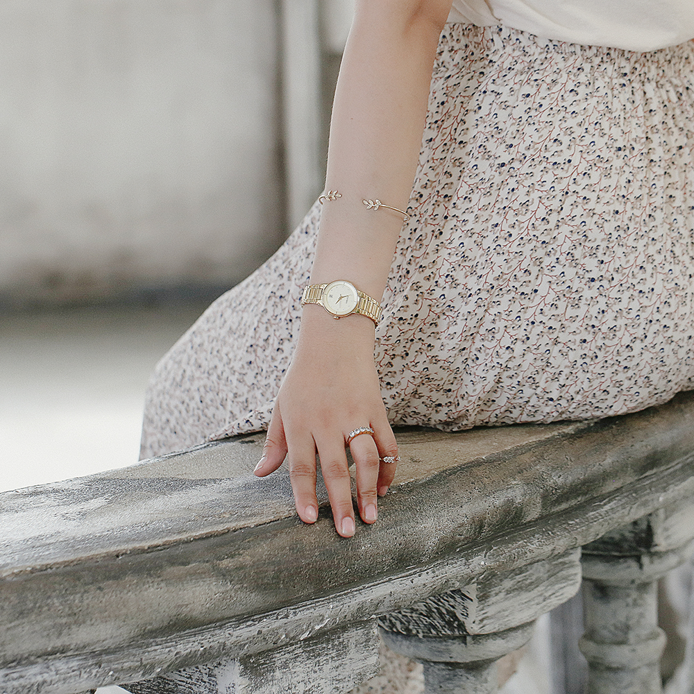 Đồng hồ CITIZEN 26.6 mm Nữ EU6012-58P