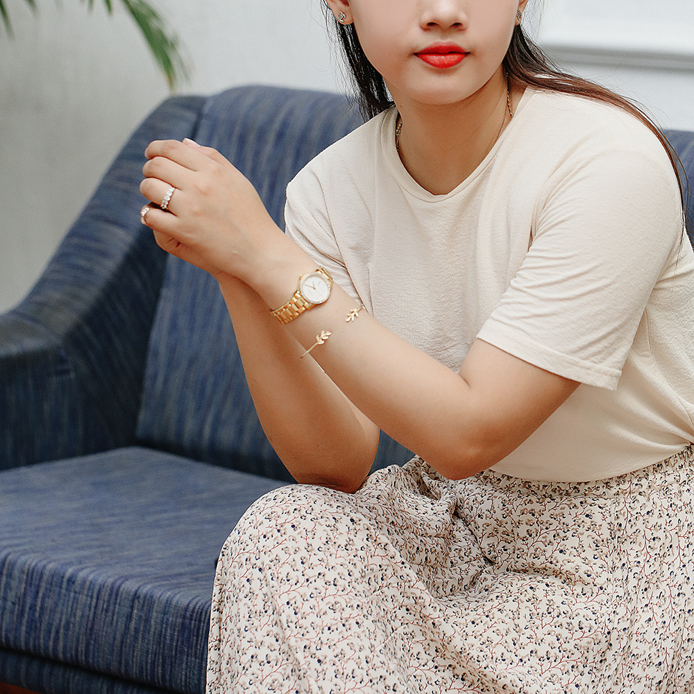 Đồng hồ CITIZEN 26.6 mm Nữ EU6032-85A