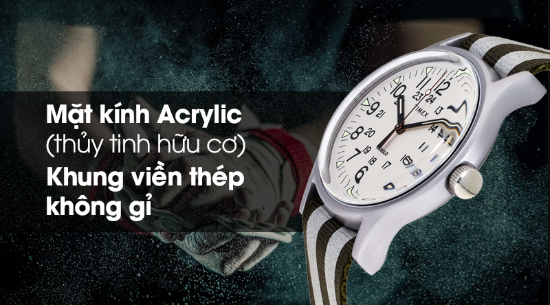 Đồng hồ nam Timex TW2R80900 có mặt kính cứng cáp, khung viền bằng thép chống oxi hóa