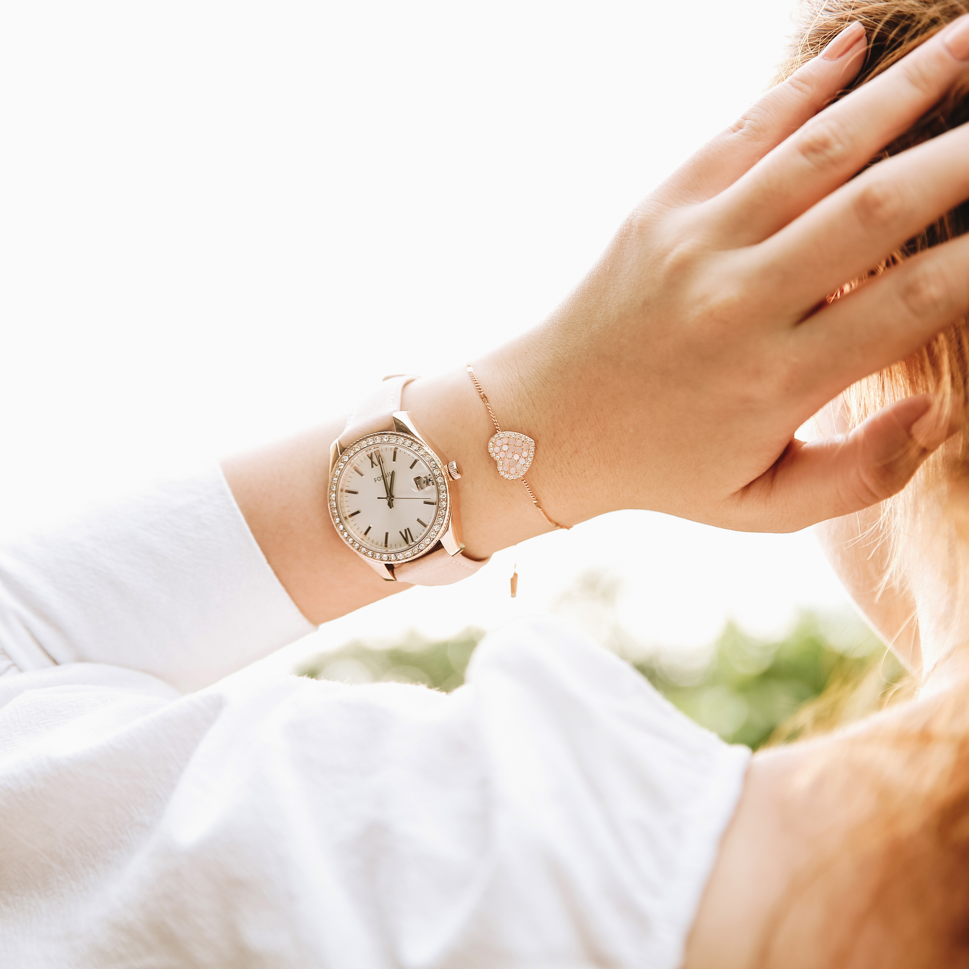 Đồng hồ FOSSIL Carlie 32.6 mm Nữ ES4607SET