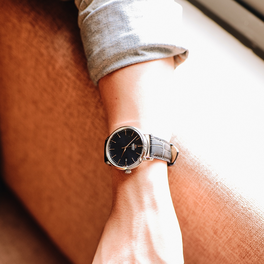 Đồng hồ ORIENT 39.8 mm Nam RA-AC0E04L10B