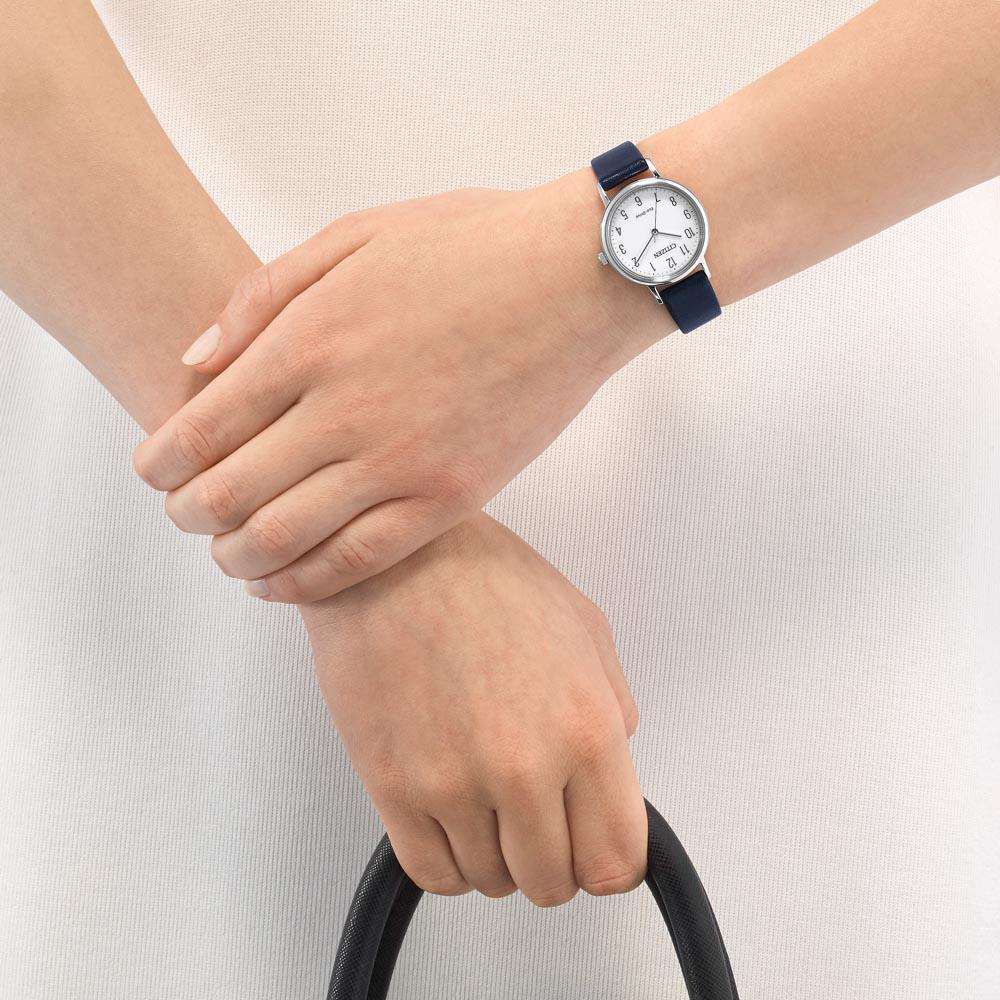 Đồng hồ CITIZEN 30.2 mm Nữ EM0571-16A