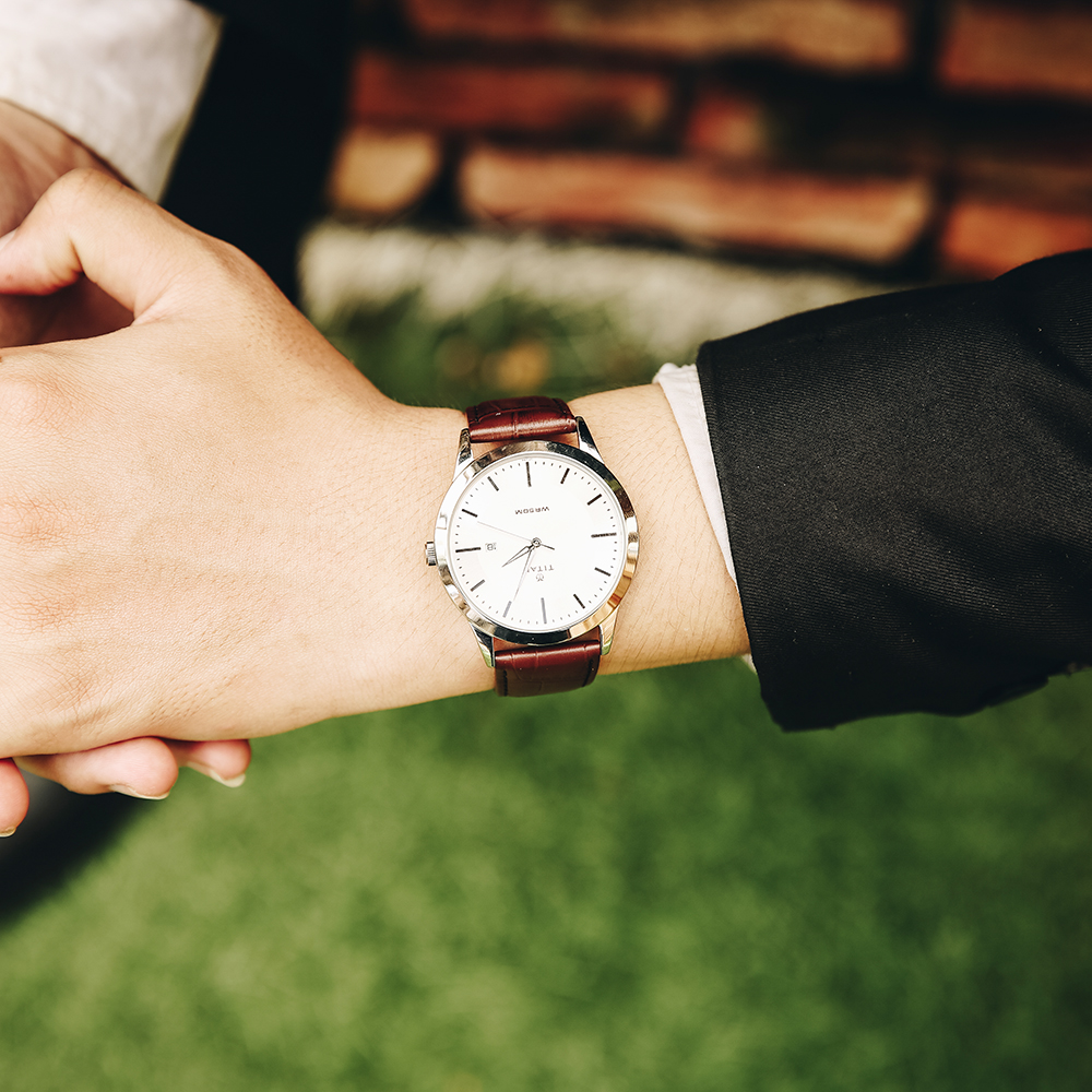 Đồng hồ TITAN 42.3 mm Nam 1584SL03