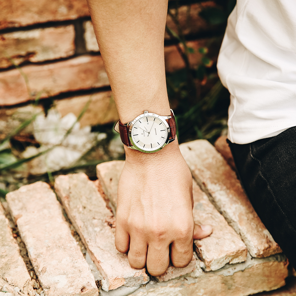 Đồng hồ TITAN 42.3 mm Nam 1584SL03