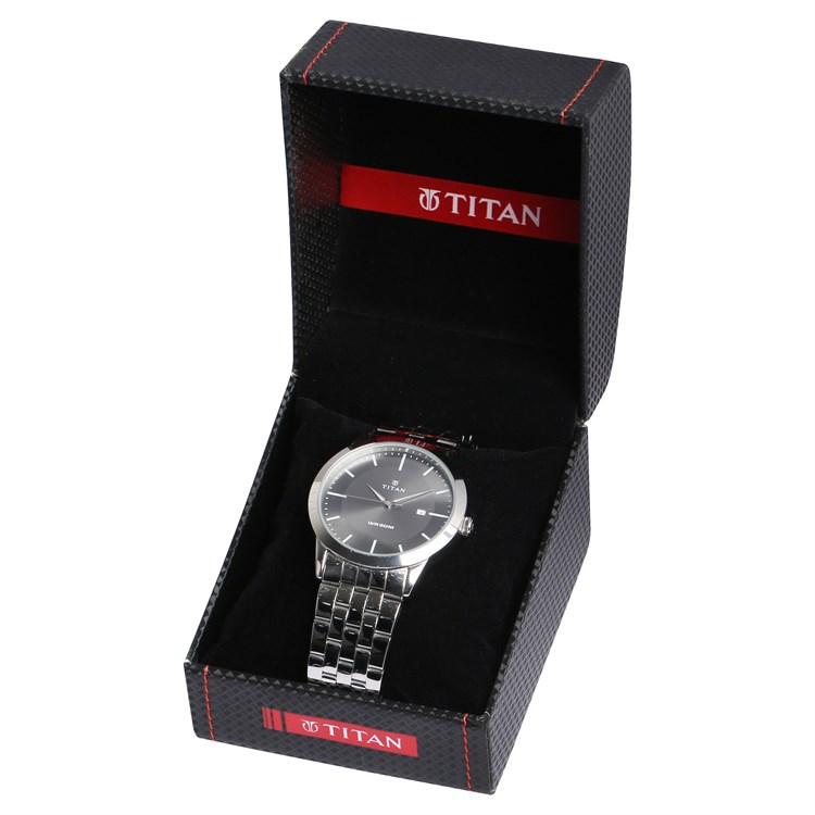 Đồng hồ TITAN 42.3 mm Nam 1584SM04 Màu Bạc