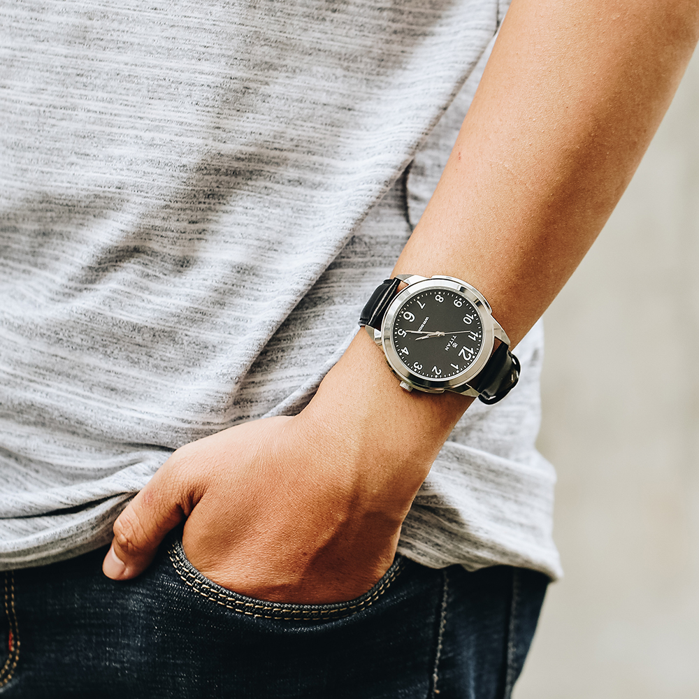 Đồng hồ Nam Titan 1585SL08