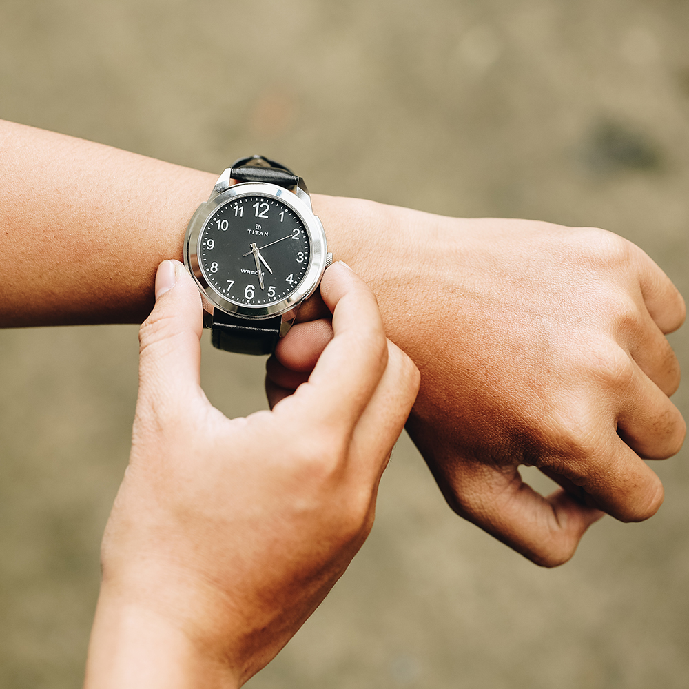 Đồng hồ Nam Titan 1585SL08