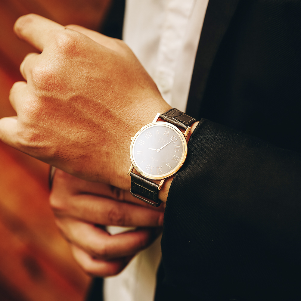 Đồng hồ TITAN 37.4 mm Nam 1595YL02