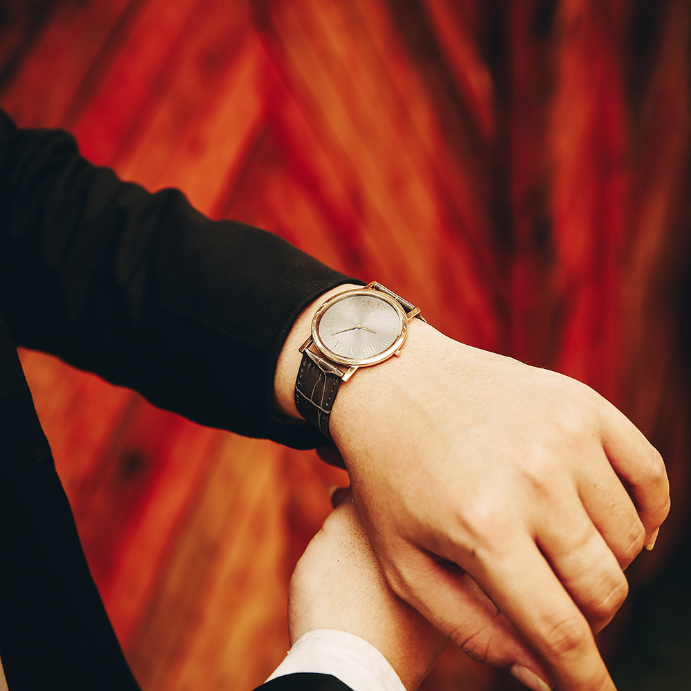 Đồng hồ TITAN 37.4 mm Nam 1595YL02