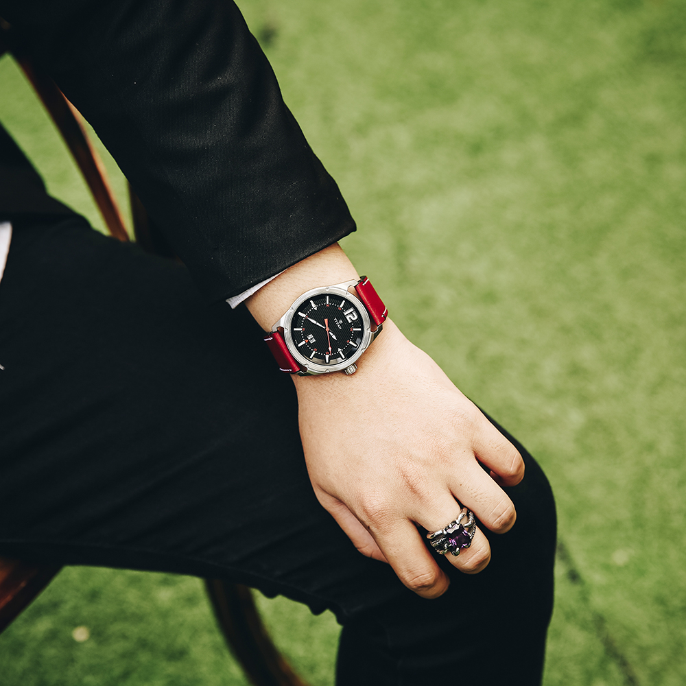 Đồng hồ TITAN 44.4 mm Nam 1699SL01